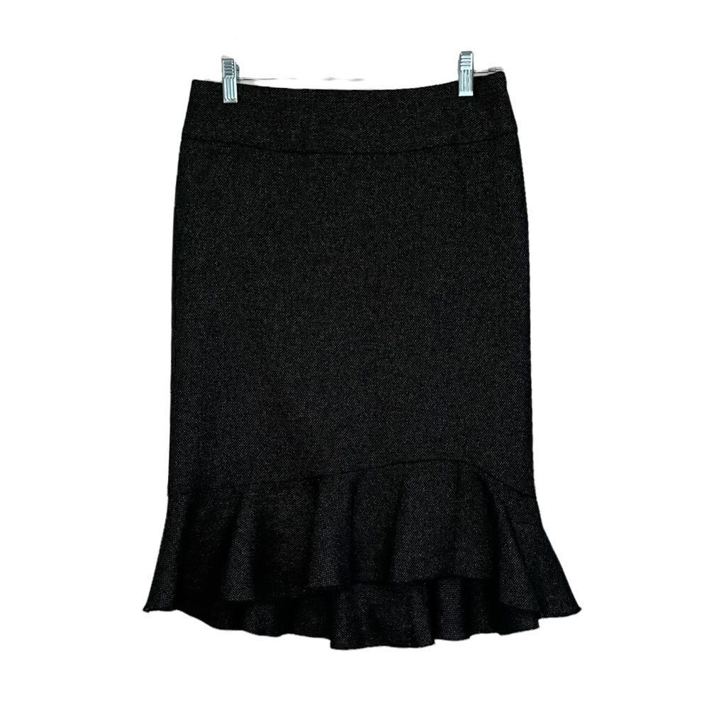 Express Black Textured Ruffle Hem Pencil Skirt - 2 - Picture 2 of 5